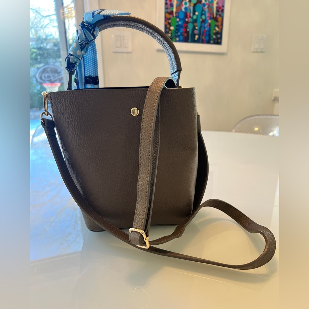 LEATHER and SUEDE CROSSBODY BAG NEUTRAL TAUPE - MADE IN ITALY NWOT - Picture 6 of 16